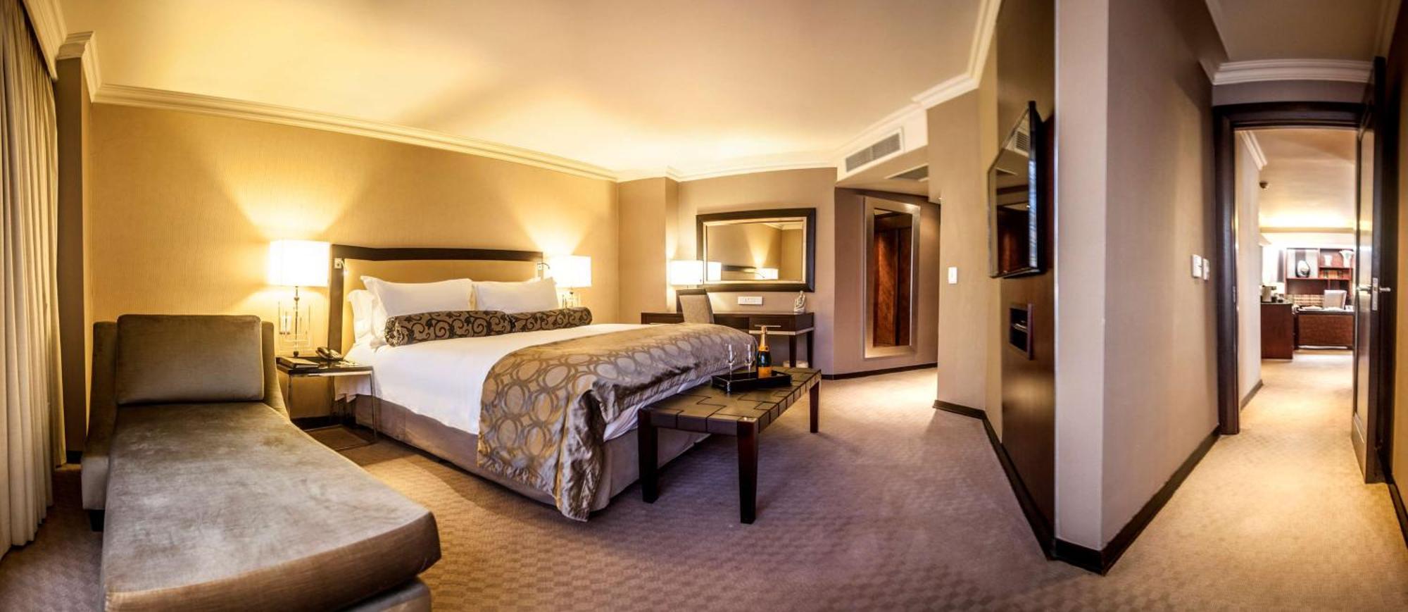 Southern Sun Pretoria Exterior photo